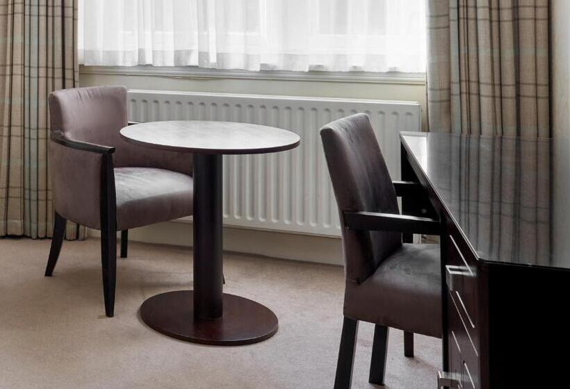 Номер Стандарт, Leonardo Edinburgh City