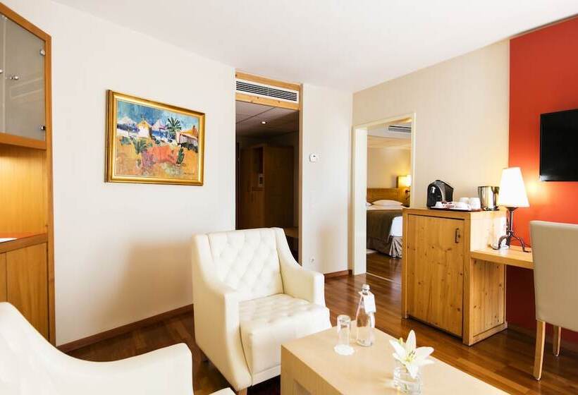 가든 전망 스위트, Rogner Hotel Tirana