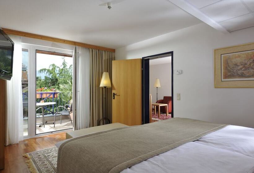 가든 전망 스위트, Rogner Hotel Tirana