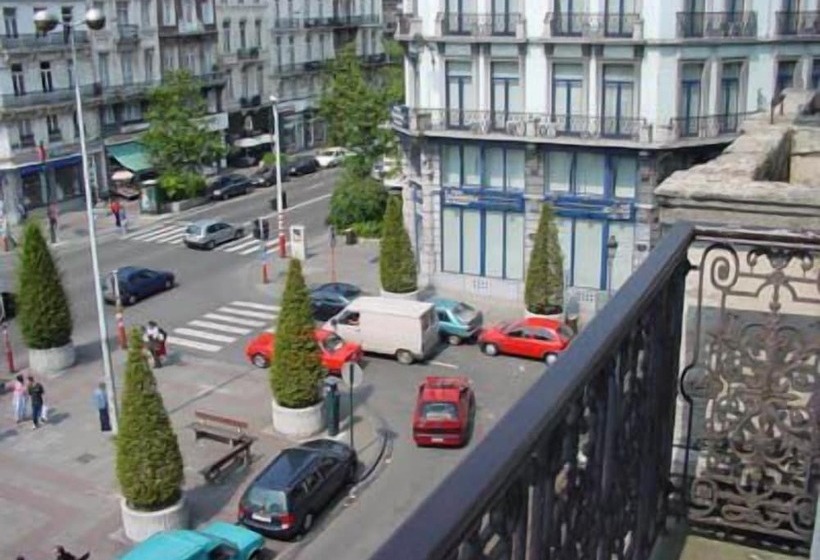 اتاق استاندارد سه نفره, Mirabeau