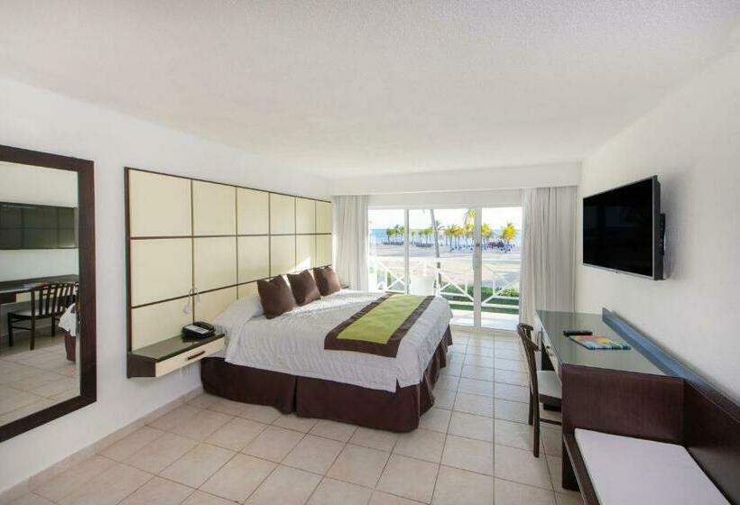 اتاق سوپریور با تخت بزرگ, Viva Fortuna Beach By Wyndham, A Trademark All Inclusive