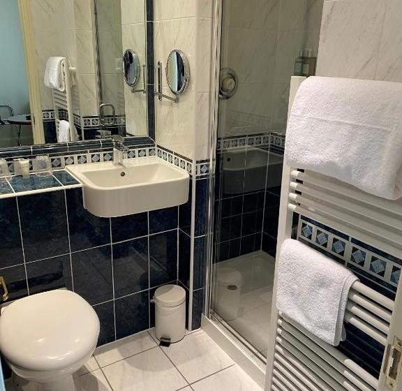 اتاق استاندارد, Orton Hall Hotel & Spa