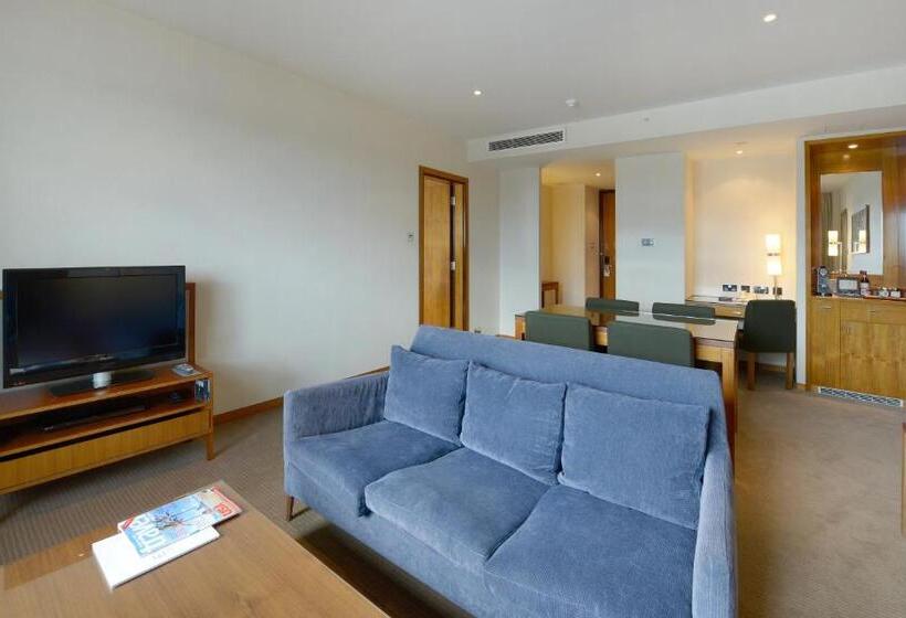 Люкс Вид на Реку, Canary Riverside Plaza