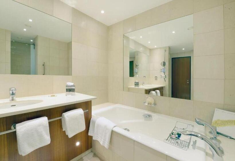 Пентхаус Люкс, Canary Riverside Plaza