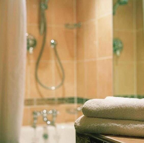 اتاق استاندارد, Marwell Hotel   A Bespoke