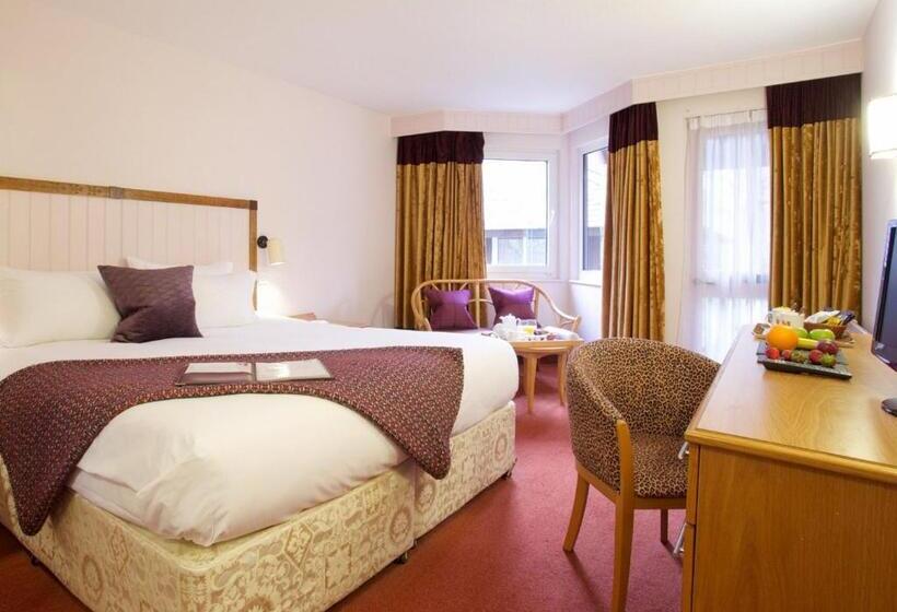 اتاق سوپریور, Marwell Hotel   A Bespoke