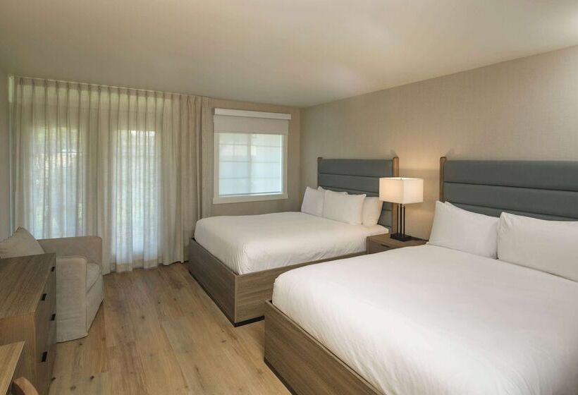 اتاق استاندارد با 2 تخت دوبل, Balcomo, A Ramada By Wyndham