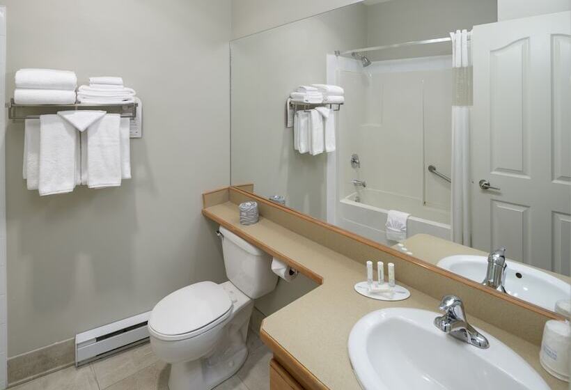 اتاق استاندارد با 2 تخت دوبل, Balcomo, A Ramada By Wyndham