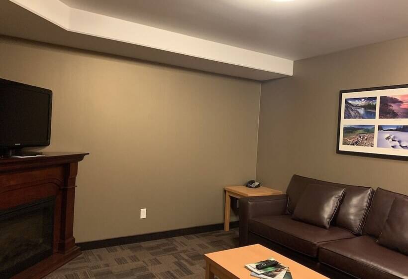 Президентский Люкс, Woodlands Inn & Suites