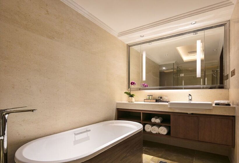 سوییت اجرایی, Sheraton Nanjing Kingsley Hotel & Towers