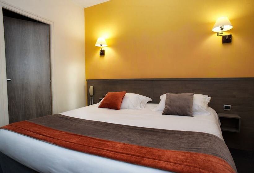 اتاق سوپریور, Brit Hotel Le Surcouf