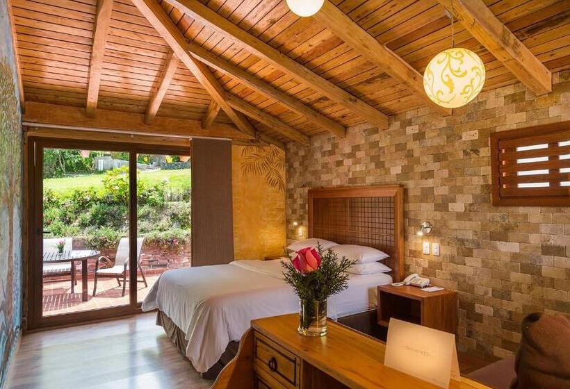Номер Стандарт, Luna Volcán, Adventure Spa   Formerly Luna Runtún