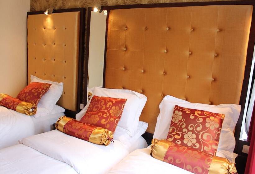 اتاق استاندارد سه نفره, Hôtel Des Buttes Chaumont