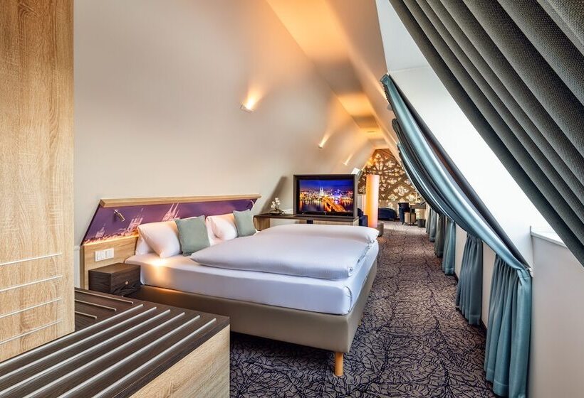 سوییت جونیور, Cityclass Hotel Alter Markt
