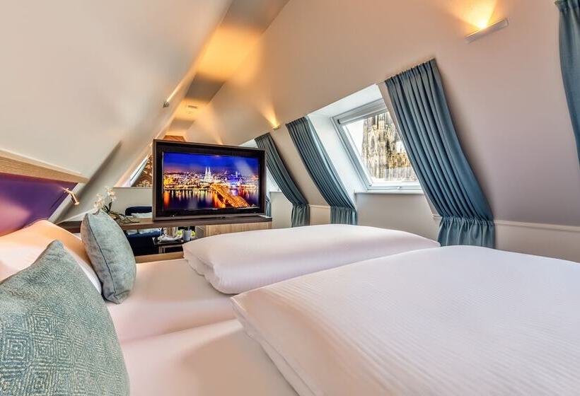 سوییت جونیور, Cityclass Hotel Alter Markt