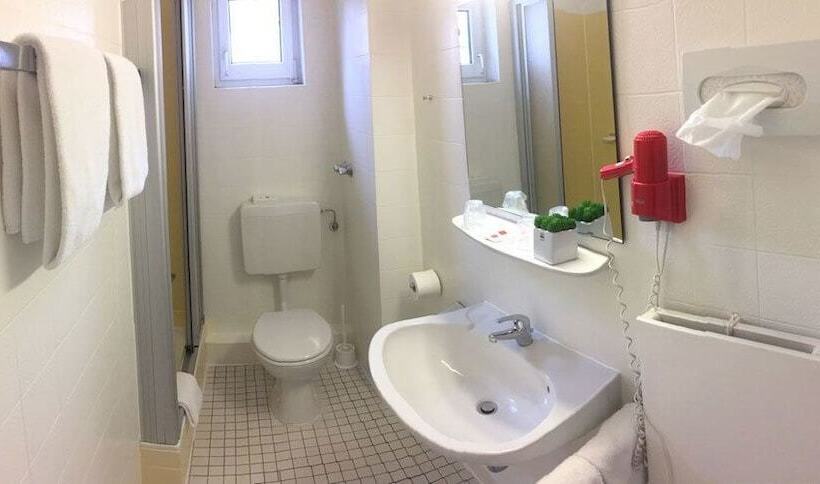 Quarto Estandar Individual com Sacada, Krone