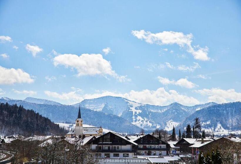 Номер Стандарт Индивидуальный, Lindner Hotel Oberstaufen Parkhotel, Part Of Jdv By Hyatt