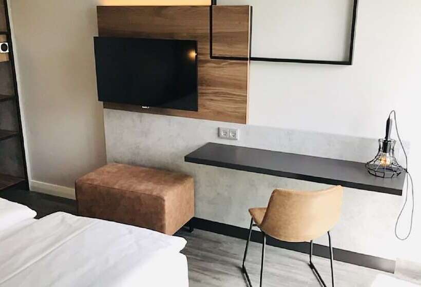 Номер Стандарт, Scotty & Paul Hotel Deggendorf