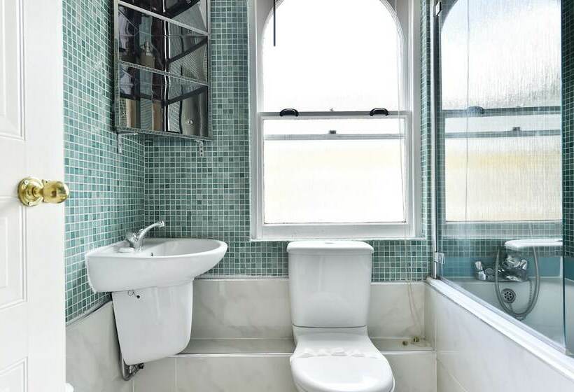 Апартаменты 1 Спальня, Camden Market Apartments