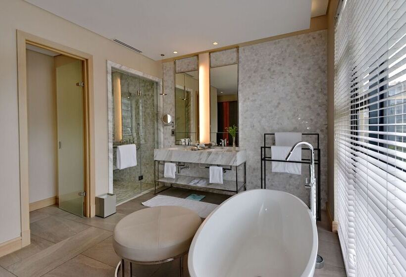 프레지덴셜 스위트, The Houghton Hotel, Spa, Wellness & Golf