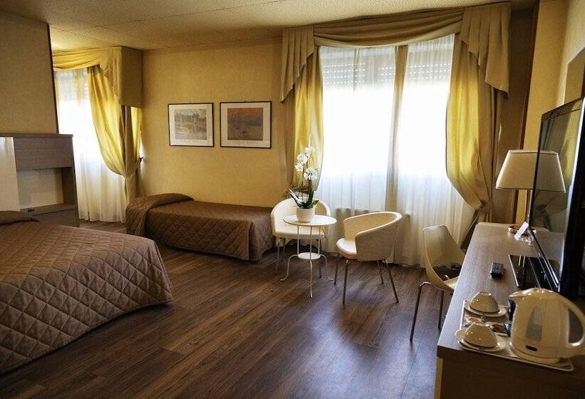 اتاق استاندارد سه نفره, Jr Hotels Bologna Amadeus