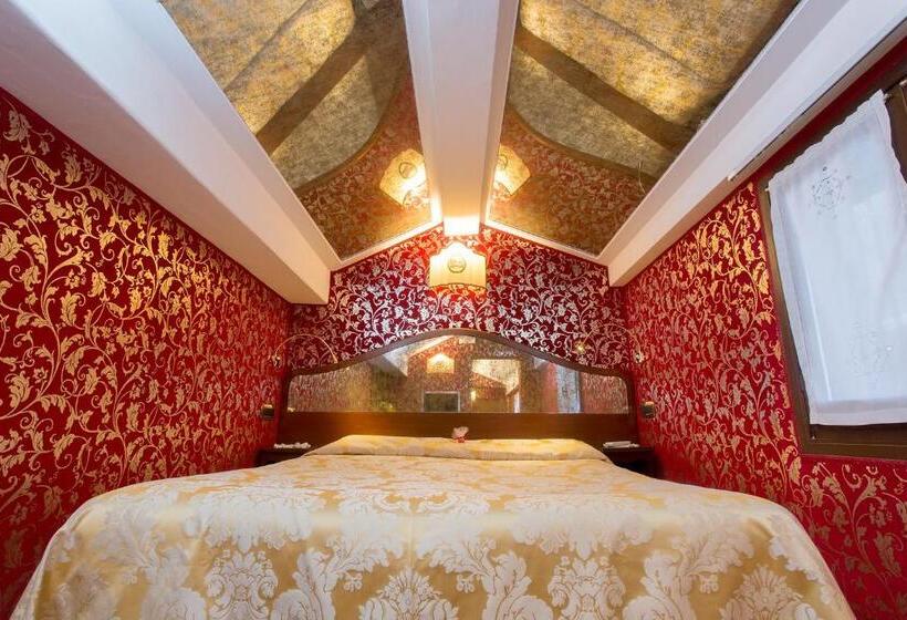 اتاق استاندارد, Antica Locanda Sturion Residenza D Epoca