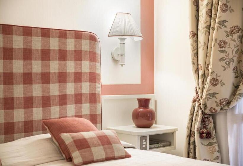 Номер Superior с Видом, Relais Santa Chiara Hotel   Tuscany Charme