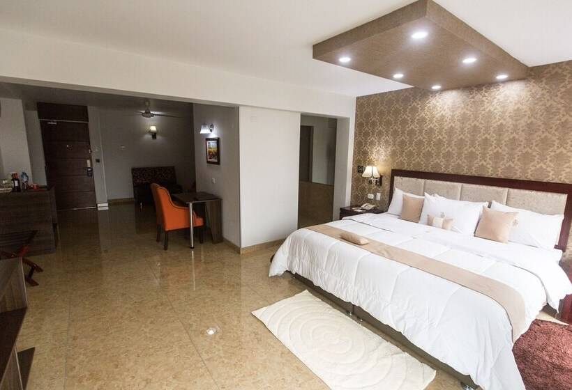 سوییت جونیور, Gran Recreo Hotel   Trujillo   Perú