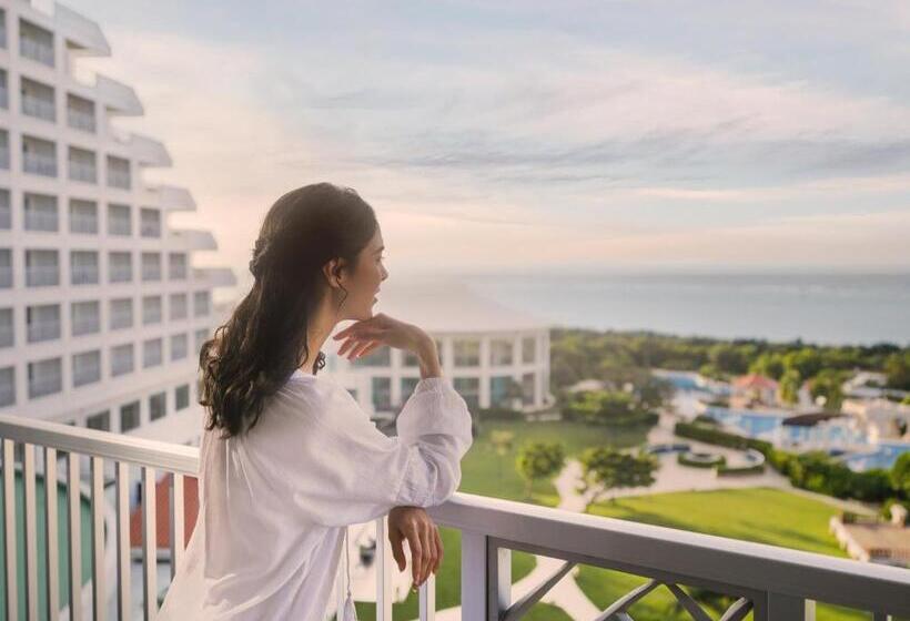 اتاق لوکس, Ana Intercontinental Ishigaki Resort, An Ihg