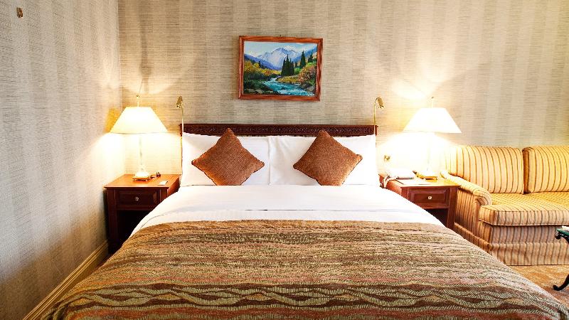 اتاق کلاب, Intercontinental Almaty, An Ihg