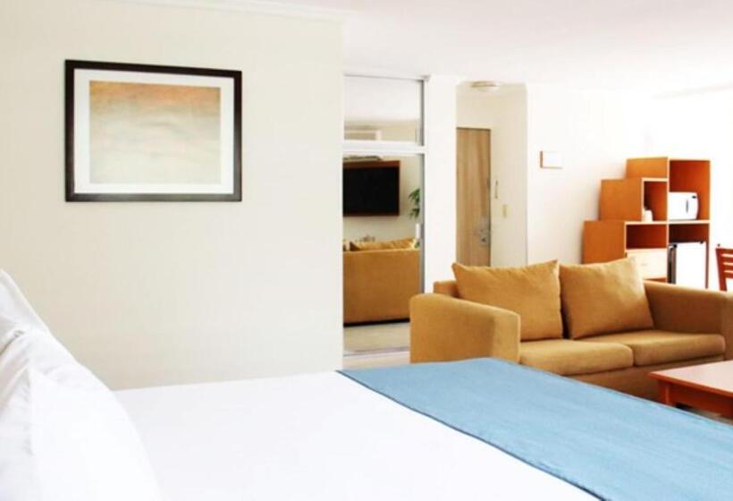 سوییت جونیور, Araiza Palmira Hotel Y Centro De Convenciones