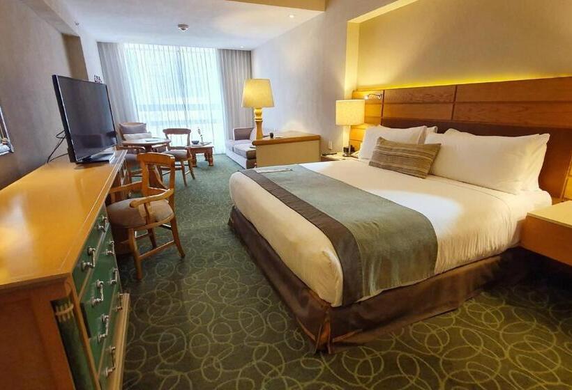 Club Room King Bed, Marriott Tuxtla Gutierrez