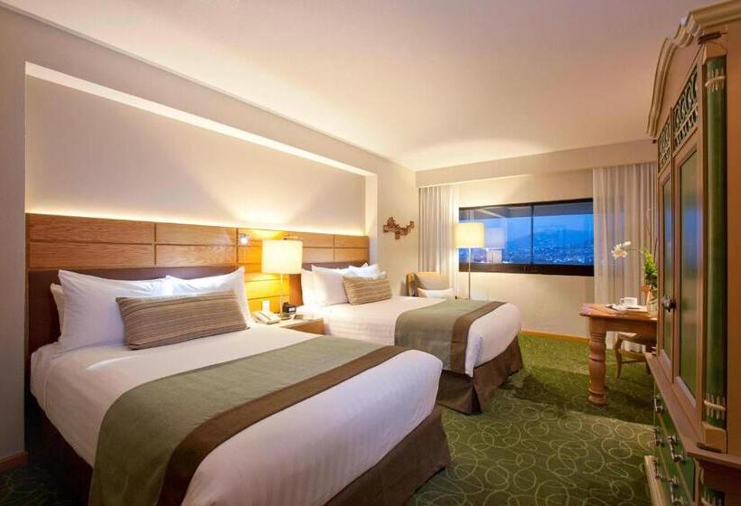 اتاق لوکس با چشم‌انداز شهر, Marriott Tuxtla Gutierrez