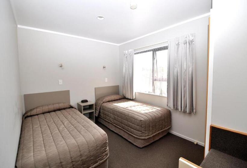 2침실 패밀리 아파트, Knightsbridge Court Motor Lodge
