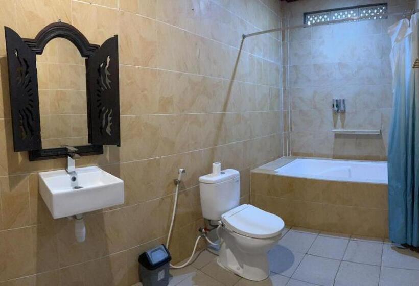 Номер Deluxe Вид на Море с Балконом, Tarci Bungalows Lembongan
