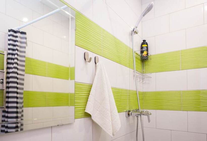 带共用浴室的标准房间, Hostel Vishnya