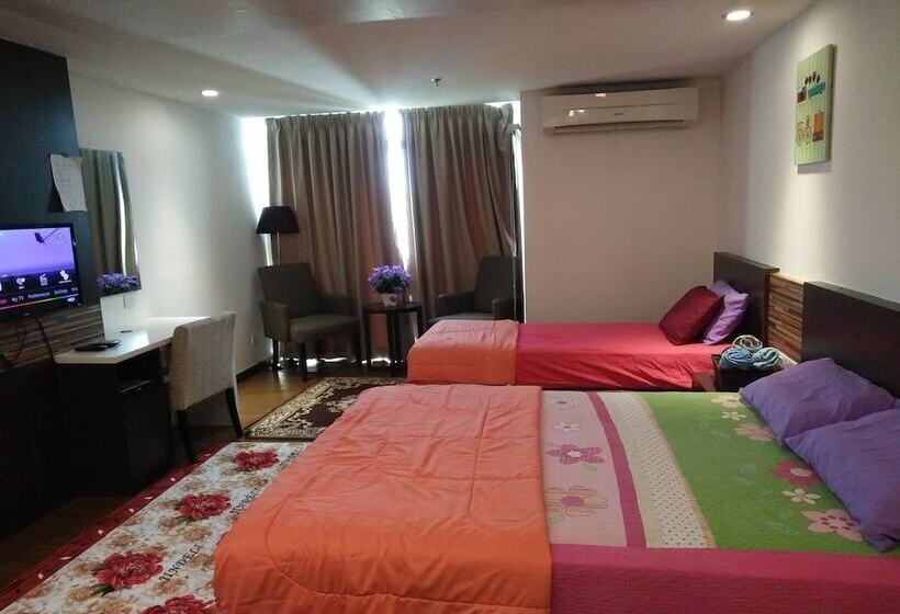غرفة ديلوكس ثلاثية, Best Studio Guest House