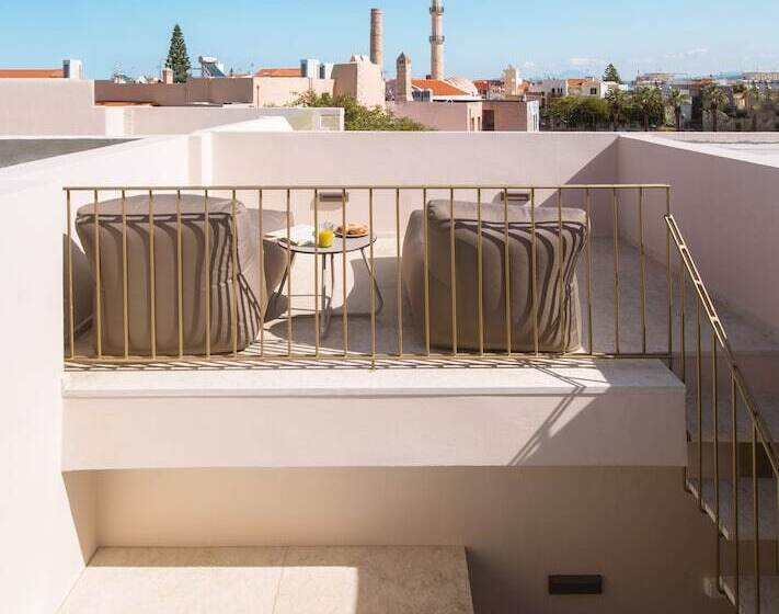 استوديو إدارى, Neratze Hammam Suites