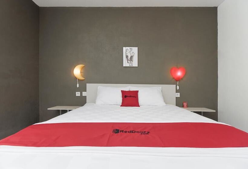 اتاق اکونومی, Reddoorz At Jalan Bukit Keminting