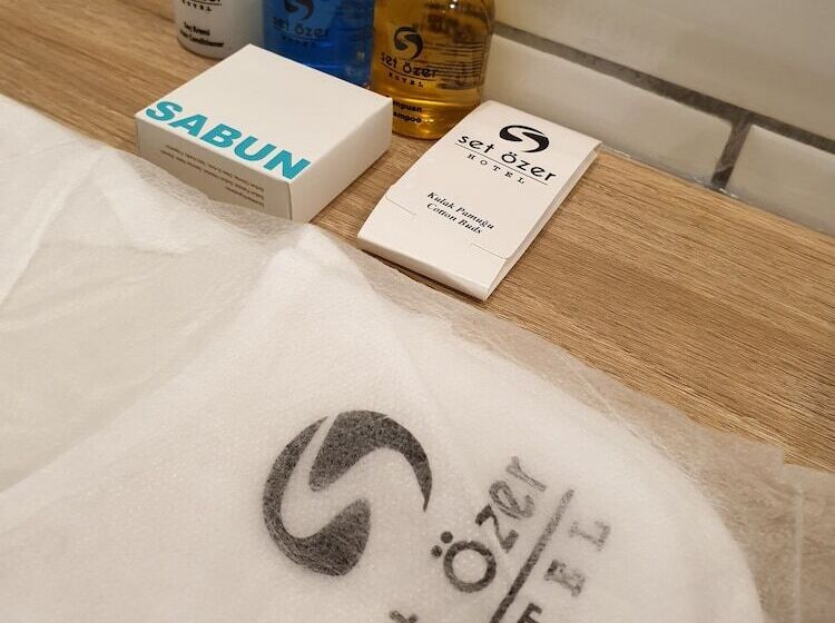 غرفة قياسية, Set Ozer