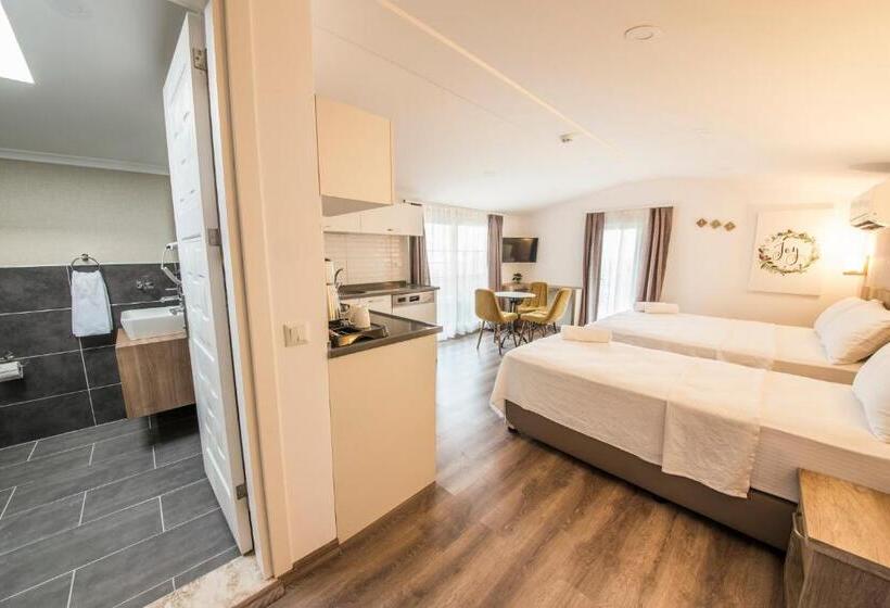استودیو خانوادگی, Dekatria Rooms&aparts