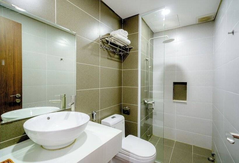 آپارتمان خانوادگی, Happy Apartment