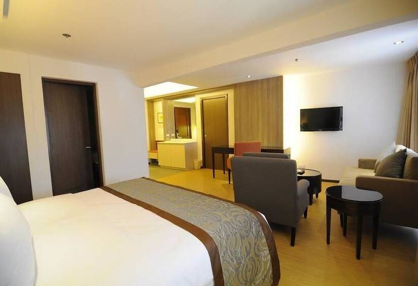 프리미엄 스위트, Imperial Palace Suites