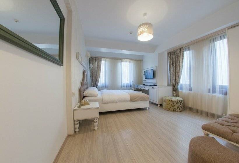 اتاق لوکس, 1inci Konak