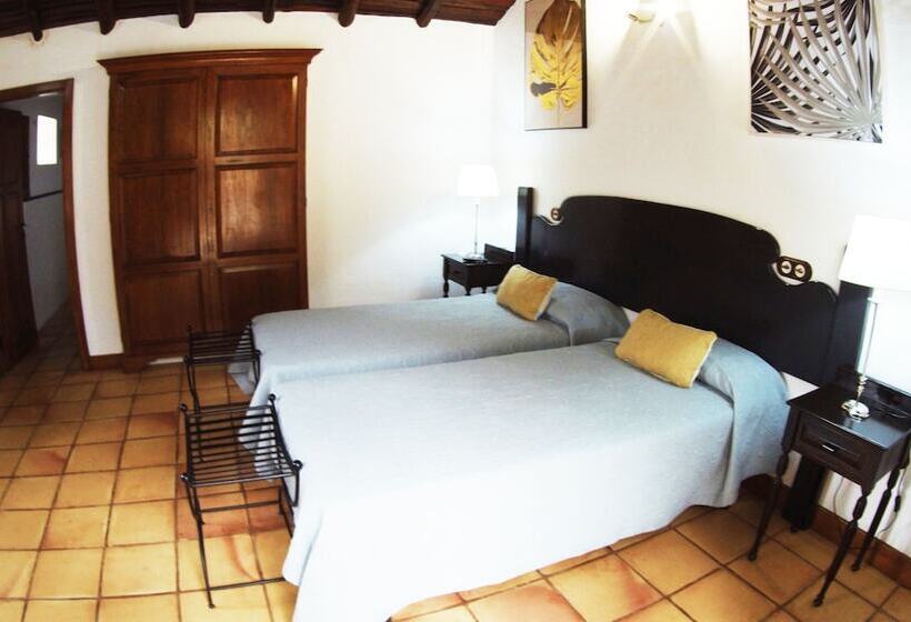 Quarto Estandar, Rural Rugama