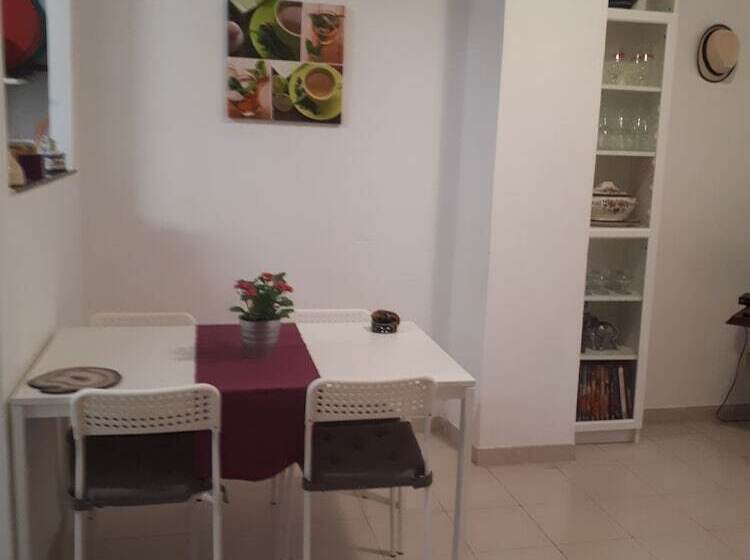آپارتمان اکونومی 1 خوابه, Casa Camino Al Castillo