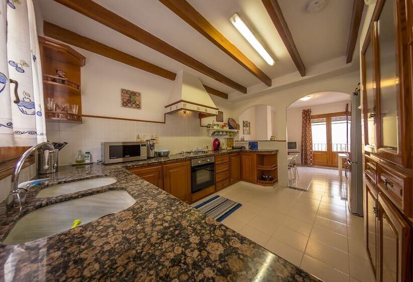 آپارتمان اکونومی 1 خوابه, Casa Camino Al Castillo
