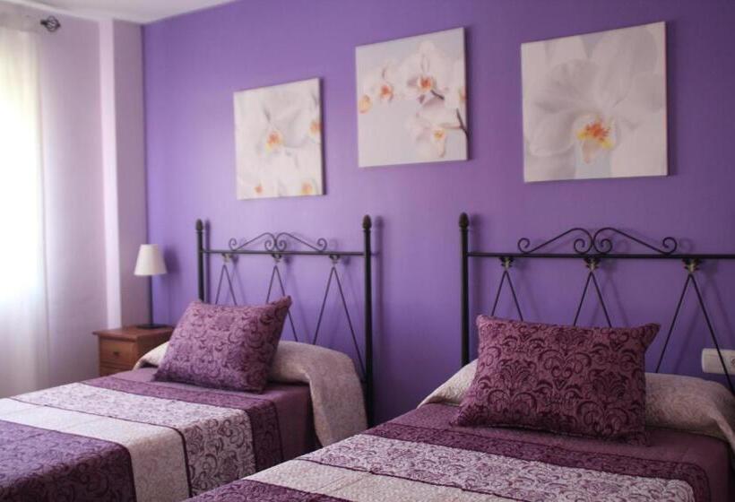Семейный Номер, Hostal Zaguan