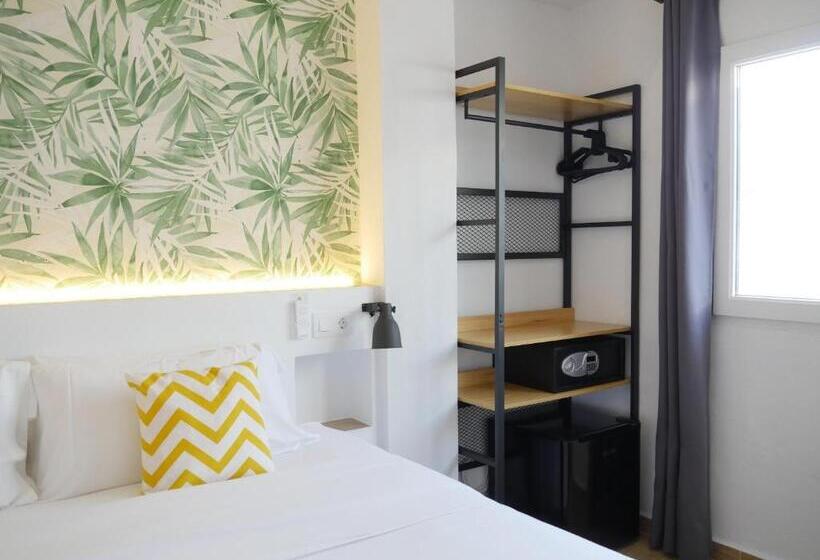 标准间, Nanit Rooms Ibiza Hostal