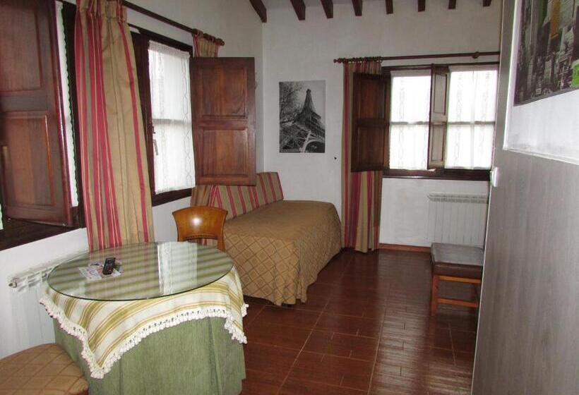 Номер Стандарт Трехместный, Posada Rural El Rincón De Cabrojo